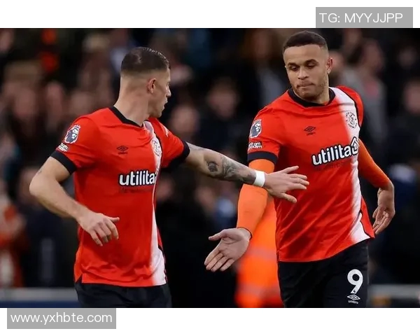 卢顿对曼联精彩比赛直播全程回顾与分析 卢顿对曼联精彩比赛直播全程回顾与分析